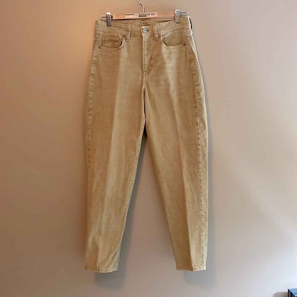 American Eagle Corduroy Mom Straight Jeans